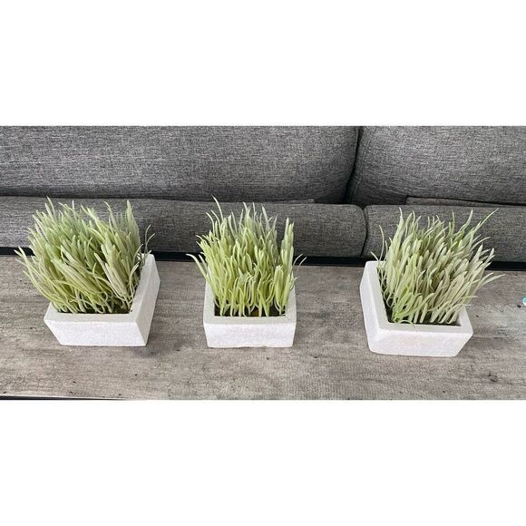 Faux Grass Plants set of 3 - Picture 5 of 5